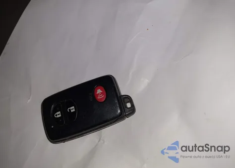 2010 Toyota Prius Iii z USA, uszkodzony, nr VIN JTDKN3DU3A0096863